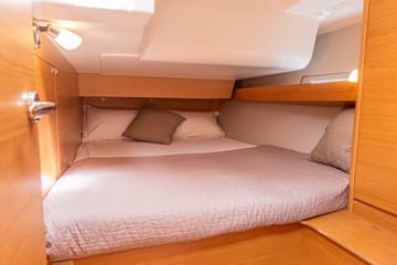 Sailboat Wonder Planet available for yacht charter in Italy | Yacht4Less