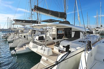Catamaran Sea Ya available for yacht charter in Croatia | Yacht4Less