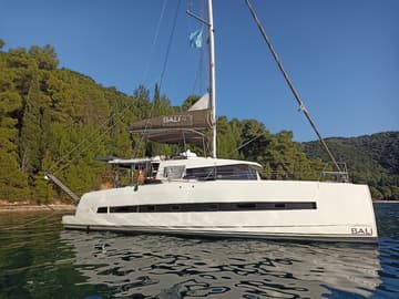 Best Price for a Catamaran Sinope rental in Greece | Yacht4Less