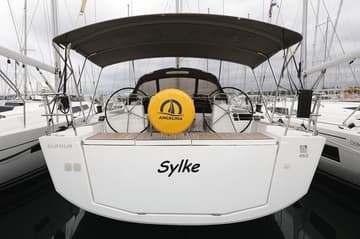 Sailboat Sylke charter rental in Croatia | Yacht4Less