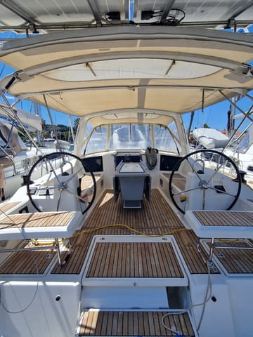 Best Price for a Sailboat Hera rental in Greece | Yacht4Less