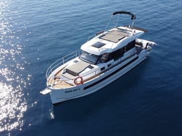 Motorboat Maya Bay 3 charter rental in Croatia | Yacht4Less