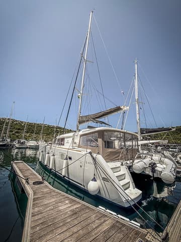 Best Price for a Catamaran Red Twin rental in Croatia | Yacht4Less