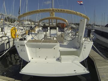 Best Price for a Sailboat Get Lucky rental in Croatia | Yacht4Less