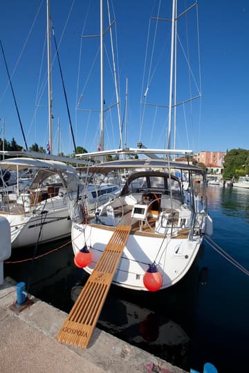 Sailboat Gospoja available for yacht charter in Croatia | Yacht4Less