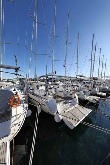 Sailboat Challi available for yacht charter in Croatia | Yacht4Less