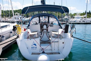 Sailboat Rožmarinka charter rental in Slovenia | Yacht4Less