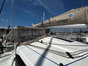 Best Price for a Catamaran HAKUNA MATATA I rental in Greece | Yacht4Less