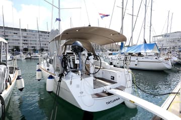 Sailboat Tatjana charter rental in Croatia | Yacht4Less