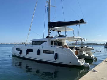 Best Price for a Catamaran Sundowner rental in Greece | Yacht4Less