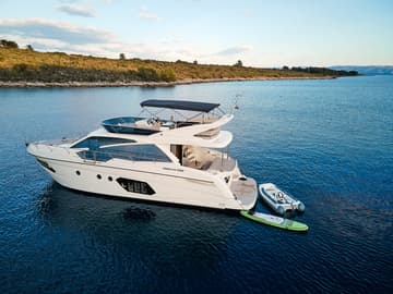 Motorboat Viva La Vida charter rental in Croatia | Yacht4Less