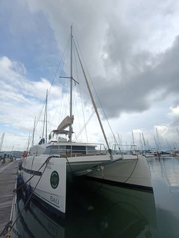 Best Price for a Catamaran PROCLUS_DB rental in Thailand | Yacht4Less