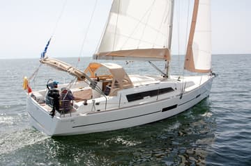 Sailboat Siroko charter rental in Greece | Yacht4Less