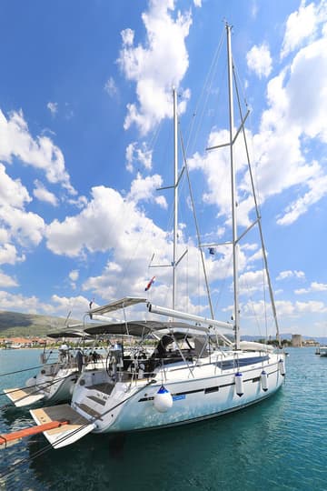 Best Price for a Sailboat Avior rental in Croatia | Yacht4Less