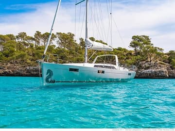 Sailboat SYRMA_DB available for yacht charter in BVI | Yacht4Less