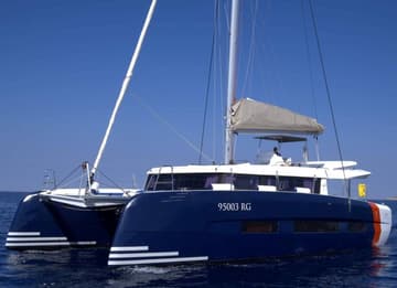 Catamaran Uno charter rental in Croatia | Yacht4Less
