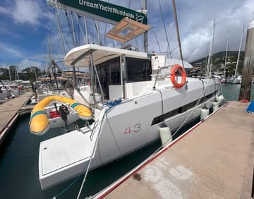 Catamaran ALCINA_DB  charter rental in Australia | Yacht4Less