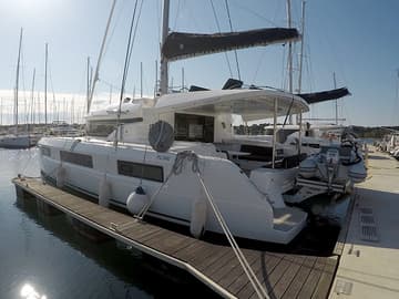 Catamaran Zuzo I available for yacht charter in Croatia | Yacht4Less