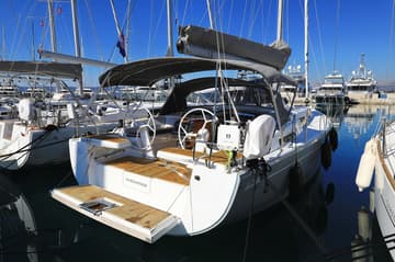 Best Price for a Sailboat Alexander rental in Croatia | Yacht4Less