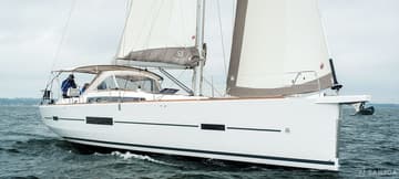 Sailboat Sunshine Planet charter rental in Italy | Yacht4Less