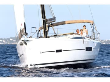 Best Price for a Sailboat Sunshine Planet rental in Italy | Yacht4Less