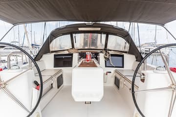 Sailboat Discovery Planet available for yacht charter in Italy | Yacht4Less