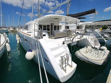 Catamaran Mantra charter rental in Croatia | Yacht4Less