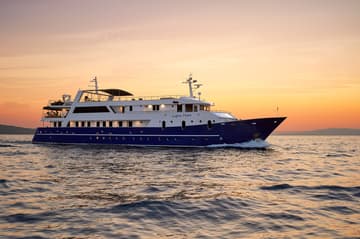 Motorboat Lupus Mare charter rental in Croatia | Yacht4Less