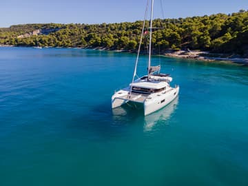 Catamaran Find Us charter rental in Croatia | Yacht4Less