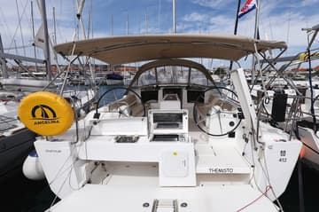 Sailboat Themisto available for yacht charter in Croatia | Yacht4Less
