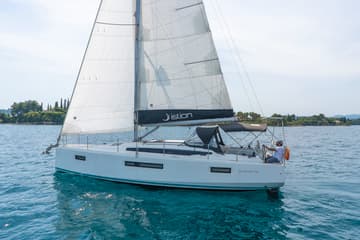 Best Price for a Sailboat Sea Whisper rental in Greece | Yacht4Less