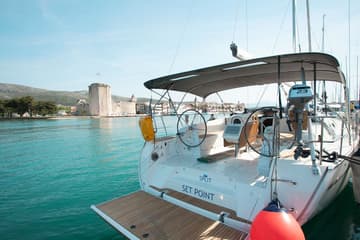 Sailboat Set Point charter rental in Croatia | Yacht4Less
