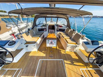 Sailboat Easy Eleven available for yacht charter in Croatia | Yacht4Less