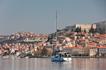 Sailboat Hulk available for yacht charter in Croatia | Yacht4Less
