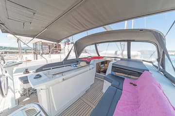 Sailboat Paradisea available for yacht charter in Greece | Yacht4Less