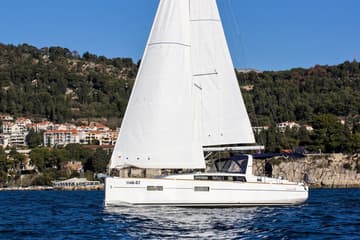 Sailboat Arsen charter rental in Croatia | Yacht4Less