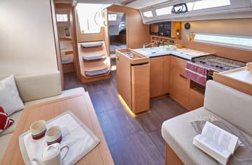 Sailboat Eretmochelys available for yacht charter in Bahamas | Yacht4Less