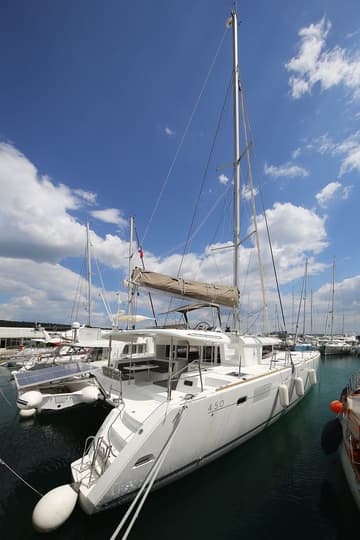 Catamaran Ladies and Gentlemen charter rental in Croatia | Yacht4Less