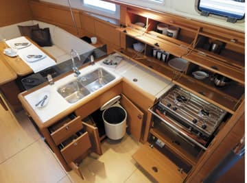 Sailboat Verona available for yacht charter in Greece | Yacht4Less