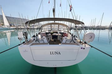 Sailboat Luna charter rental in Croatia | Yacht4Less