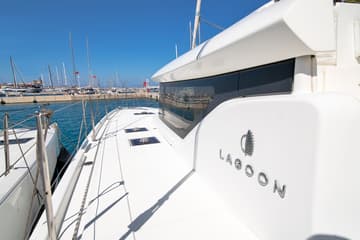 Catamaran No Worries available for yacht charter in Greece | Yacht4Less