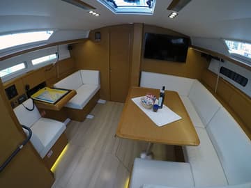 Sailboat Elissa available for yacht charter in Croatia | Yacht4Less