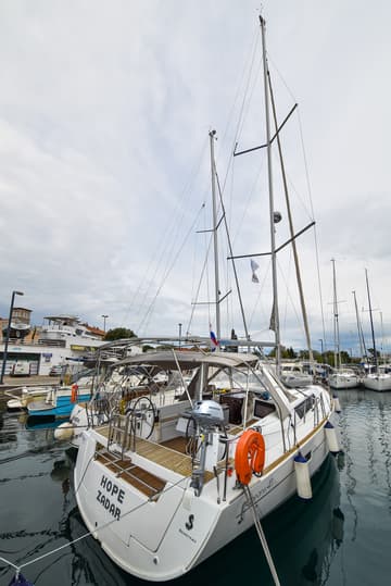 Sailboat Hope available for yacht charter in Croatia | Yacht4Less