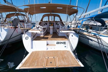 Best Price for a Sailboat Bine rental in Croatia | Yacht4Less