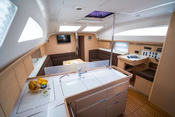 Sailboat Bine available for yacht charter in Croatia | Yacht4Less