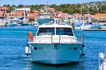 Best Price for a Motorboat Mira rental in Croatia | Yacht4Less