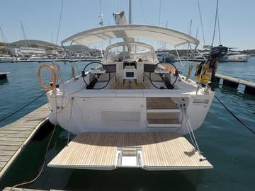 Best Price for a Sailboat Sweetest taboo rental in Croatia | Yacht4Less