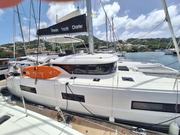 Best Price for a Catamaran BOATYLICIOUS rental in Bahamas | Yacht4Less