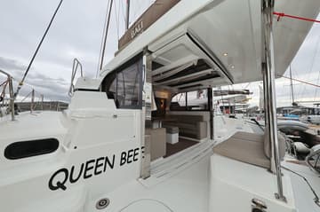 Catamaran Queen Bee available for yacht charter in Croatia | Yacht4Less