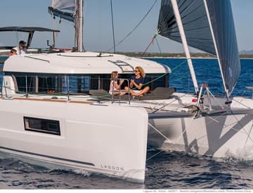 Catamaran KOWALSKI available for yacht charter in Montenegro | Yacht4Less